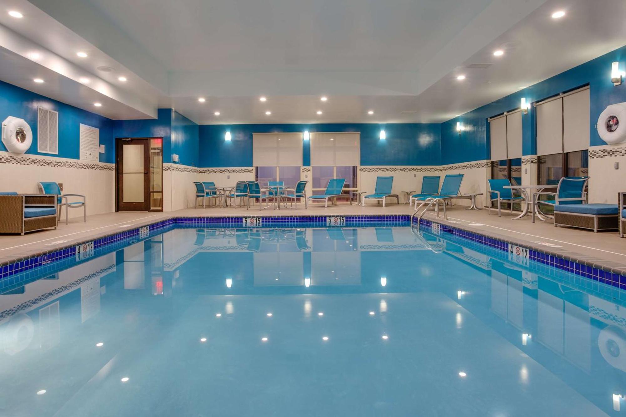 Hampton Inn & Suites Philadelphia/Bensalem Dış mekan fotoğraf