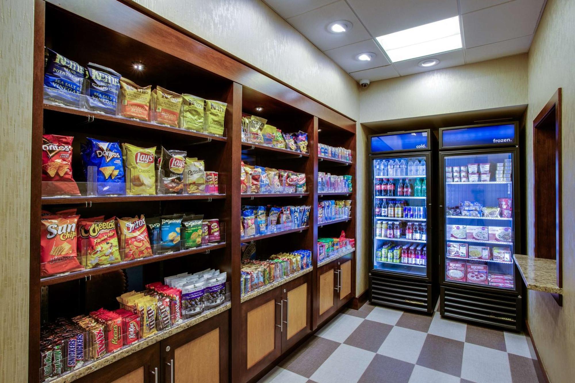 Hampton Inn & Suites Philadelphia/Bensalem Dış mekan fotoğraf