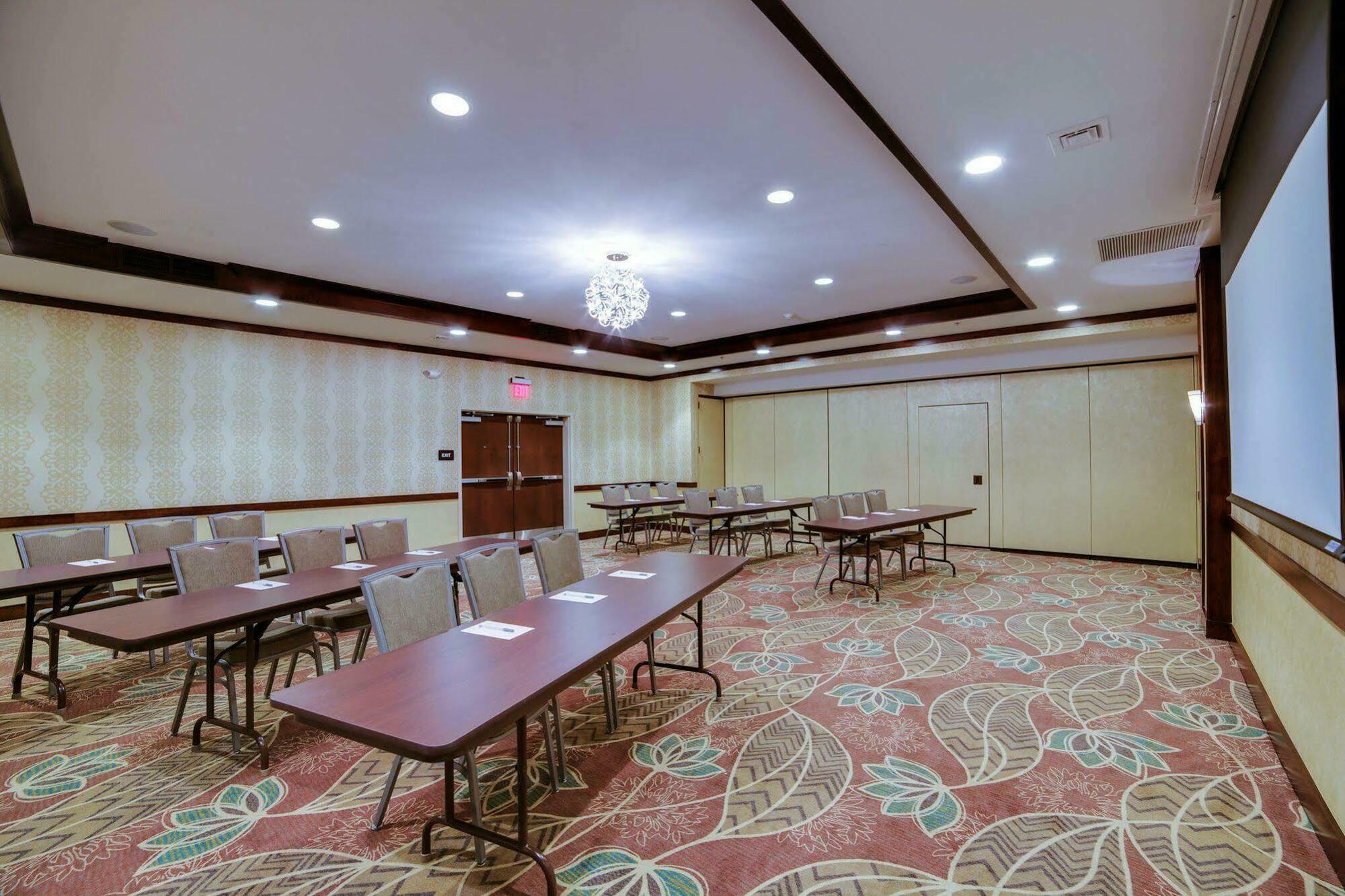 Hampton Inn & Suites Philadelphia/Bensalem Dış mekan fotoğraf